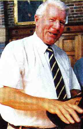 John Chambers (Ad Astra, 1996).
